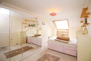 Photo 11- click for photo gallery